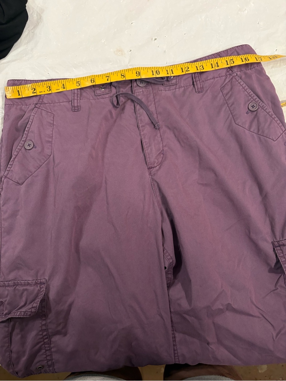 Caribbean Joe Women's Cargo Pants in Dusty Plum size 12 - Picture 6 of 10